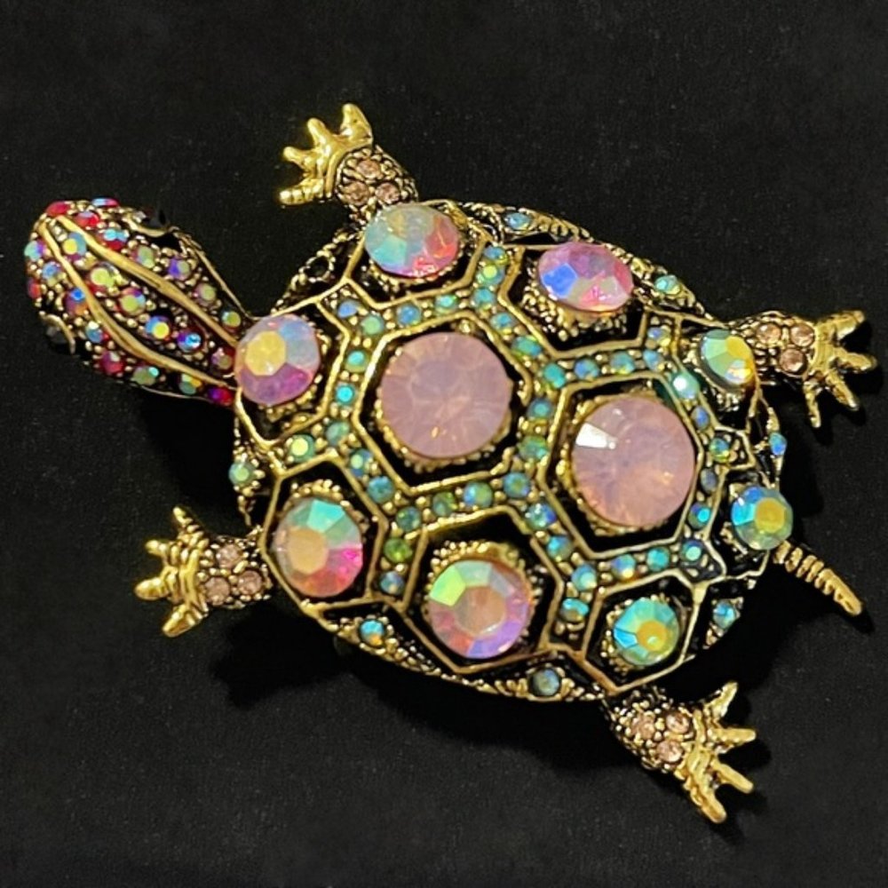 ✨Gorgeous Rhinestone Turtle Brooch